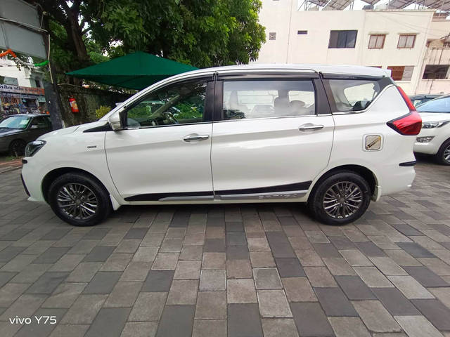 https://images10.gaadi.com/usedcar_image/4522374/original/processed_fcaa7410af7f1329bb26b93277189d27.png?imwidth=6402