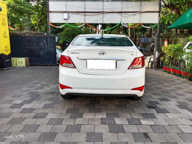 https://images10.gaadi.com/usedcar_image/4522376/original/processed_e30db497b69fdbea2f32446873482d67.png?imwidth=6401