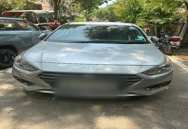 https://images10.gaadi.com/usedcar_image/4522407/original/79436fea-5176-49a0-baf0-0de4aa0babf6.?imwidth=6400