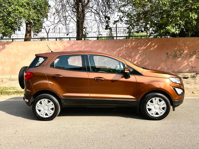 https://images10.gaadi.com/usedcar_image/4522428/original/4df410540116c46559990e6b94de6d4f.jpg?imwidth=6401