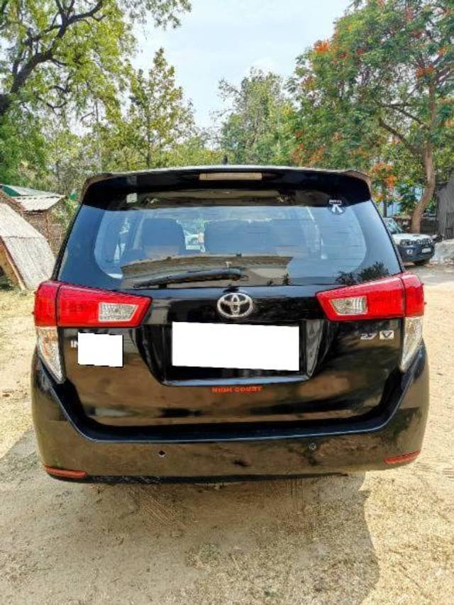 https://images10.gaadi.com/usedcar_image/4522429/original/processed_bcfe4c27-2732-441d-87f9-4f0fa202911a.jpg?imwidth=6400