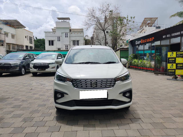 https://images10.gaadi.com/usedcar_image/4522435/original/processed_9c877bf6e78e39943b4d6ae42ae49661.png?imwidth=6402