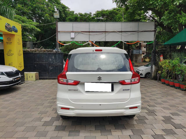 https://images10.gaadi.com/usedcar_image/4522435/original/processed_b20ba3791983bceae592ffca5d1b920a.png?imwidth=6401