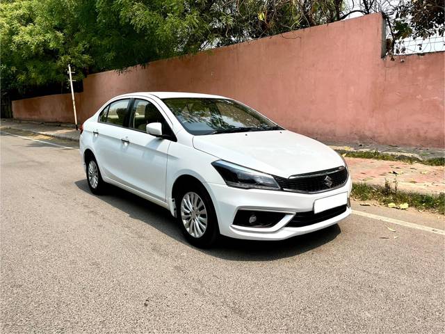 https://images10.gaadi.com/usedcar_image/4522436/original/ac084f6b7b9ff790a49601c8ccd45b55.jpg?imwidth=6400