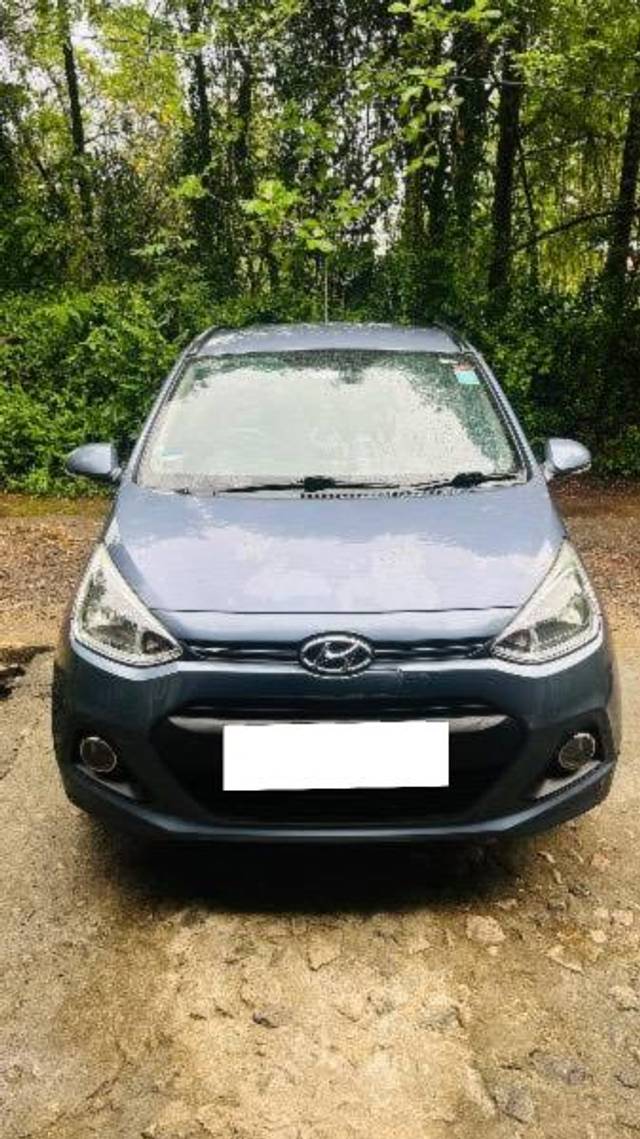 https://images10.gaadi.com/usedcar_image/4522447/original/processed_46914d4f-4810-42e1-af63-aa3af2cd53d6.jpeg?imwidth=6402
