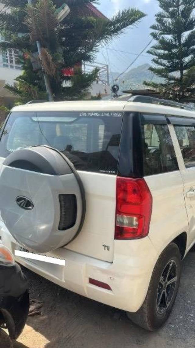 https://images10.gaadi.com/usedcar_image/4522459/original/processed_52e09ae3-9103-417e-9855-2632d34e6a0d.jpeg?imwidth=6400