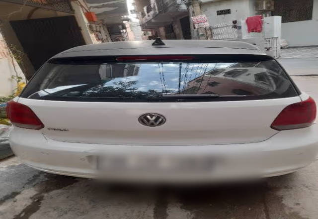https://images10.gaadi.com/usedcar_image/4522477/original/fa8f786f-2ff5-4453-b8c0-3172155dc569.?imwidth=6401