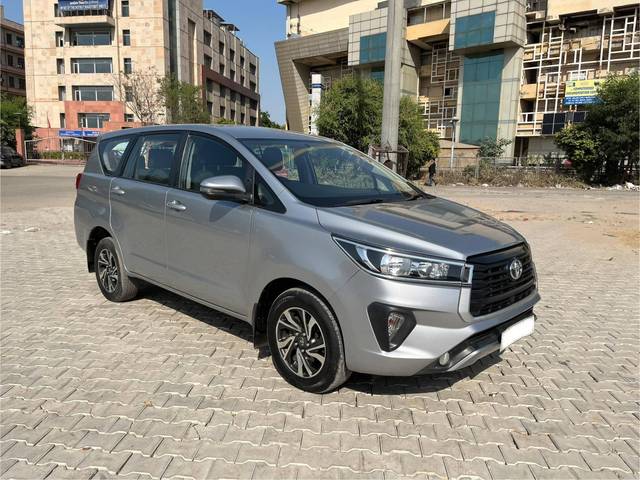 https://images10.gaadi.com/usedcar_image/4522498/original/processed_302ce4b0acb96123ccba143fec8617ad.jpg?imwidth=6400