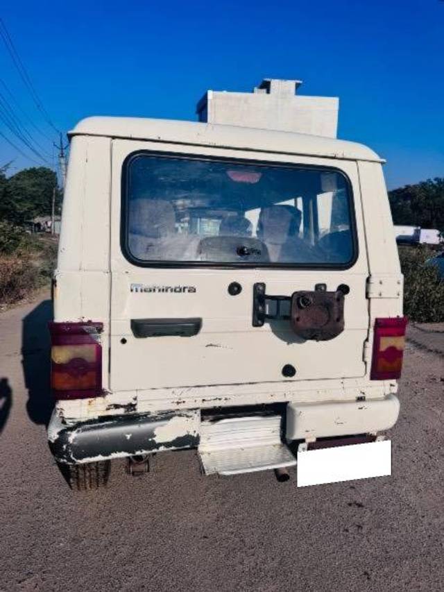 https://images10.gaadi.com/usedcar_image/4522505/original/processed_63c2b1bf-184e-4e55-a1c3-27e3df1916da.jpeg?imwidth=6402