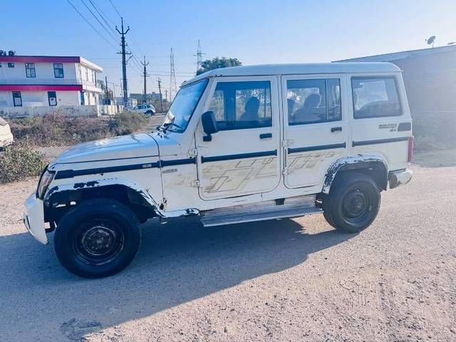 https://images10.gaadi.com/usedcar_image/4522505/original/processed_fdf4d4ae-e91d-4099-863c-457851c0ce6d.jpeg?imwidth=6400