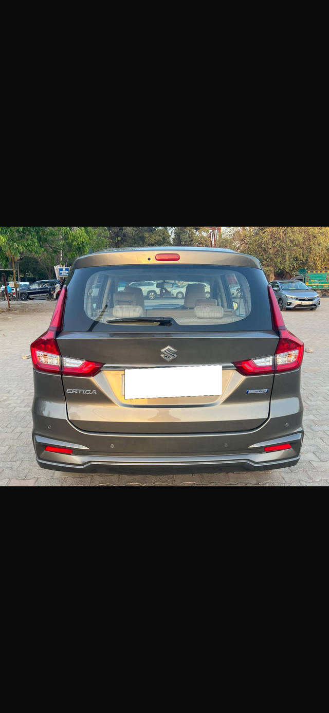 https://images10.gaadi.com/usedcar_image/4522591/original/processed_3f1408a9-0cd3-4204-89b5-255b9ea93172.png?imwidth=6401