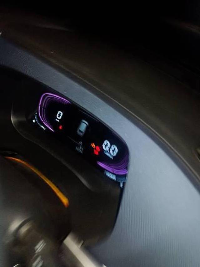 https://images10.gaadi.com/usedcar_image/4522612/original/processed_24563b6c-1a47-424b-9693-51352b1a518d.jpg?imwidth=6401