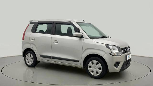 https://images10.gaadi.com/usedcar_image/4522626/original/28c9fcff449fbcdbd2c03dc2442217e9.jpg?imwidth=6400