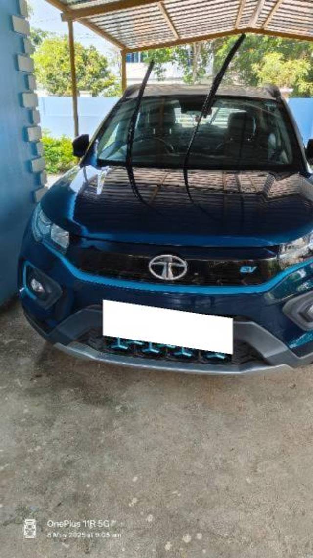 https://images10.gaadi.com/usedcar_image/4522687/original/processed_9550ef05-db8a-45b1-9b77-2926f306b586.jpg?imwidth=6402