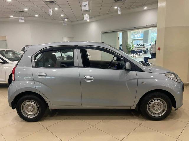 https://images10.gaadi.com/usedcar_image/4522689/original/processed_229b36e2fd3eb23efdeaf1a71c528c60.jpg?imwidth=6401