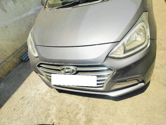 https://images10.gaadi.com/usedcar_image/4522703/original/processed_b2818742-a187-457e-a04d-9c65cd63d40f.jpeg?imwidth=6400