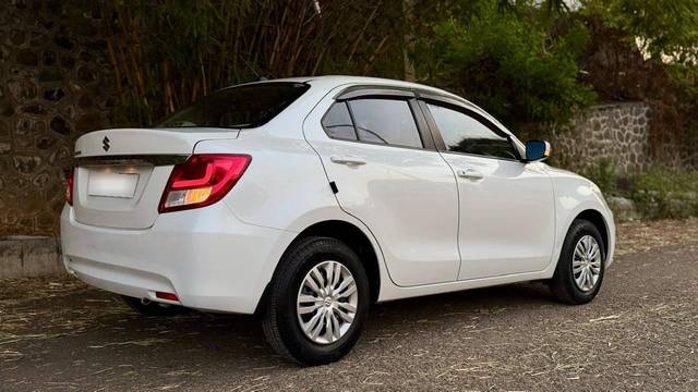 https://images10.gaadi.com/usedcar_image/4522704/original/processed_7dc29ae6a961e4d03419e12eb608e61d.jpg?imwidth=6401
