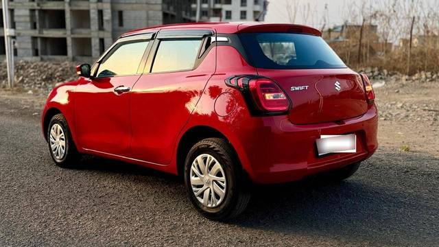 https://images10.gaadi.com/usedcar_image/4522705/original/processed_2572d2781097dbe783b58d7eb257b6a8.jpg?imwidth=6402