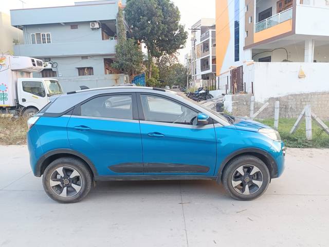 https://images10.gaadi.com/usedcar_image/4522706/original/70d38f34b4c6d28bd897c755e6f17186.jpg?imwidth=6401