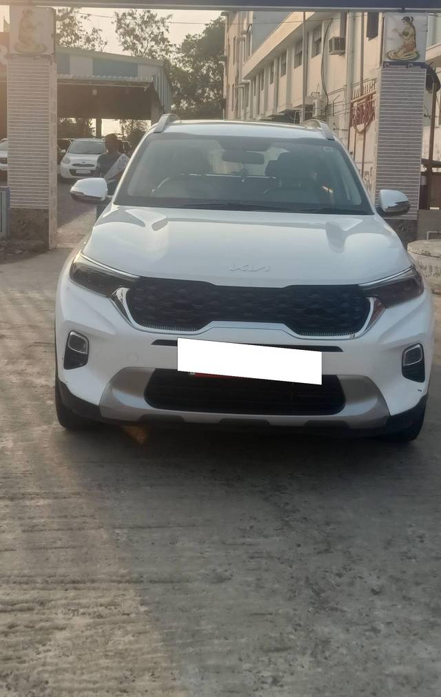 https://images10.gaadi.com/usedcar_image/4522739/original/processed_d3e6e1a2adf0c70ecf577cdc2e6c4806.jpg?imwidth=6402