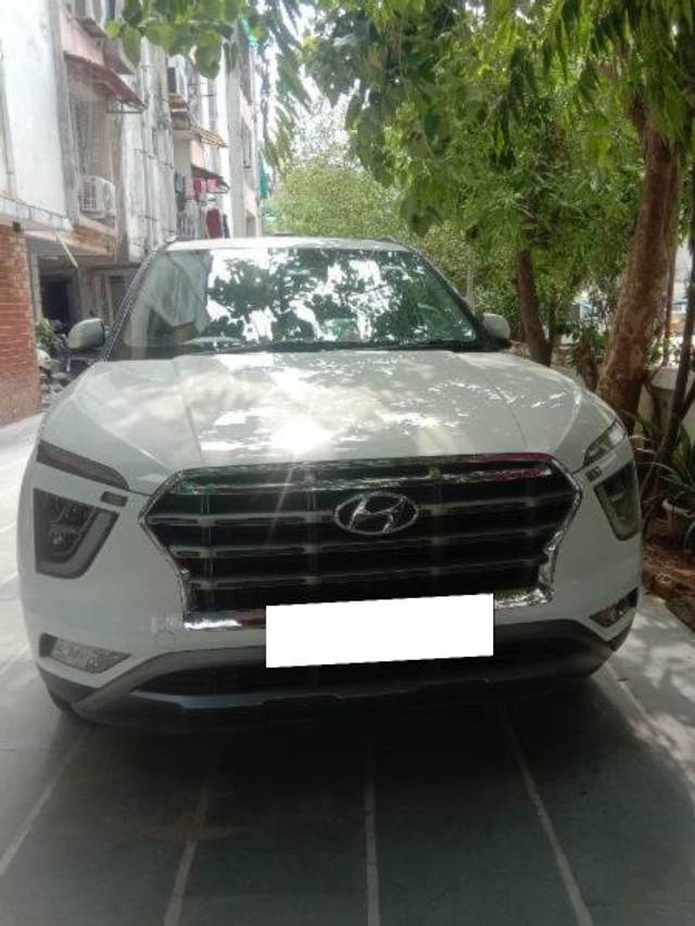 https://images10.gaadi.com/usedcar_image/4522749/original/processed_25e6e7d0-4210-42f4-98c2-10d79fba8142.jpg?imwidth=6400