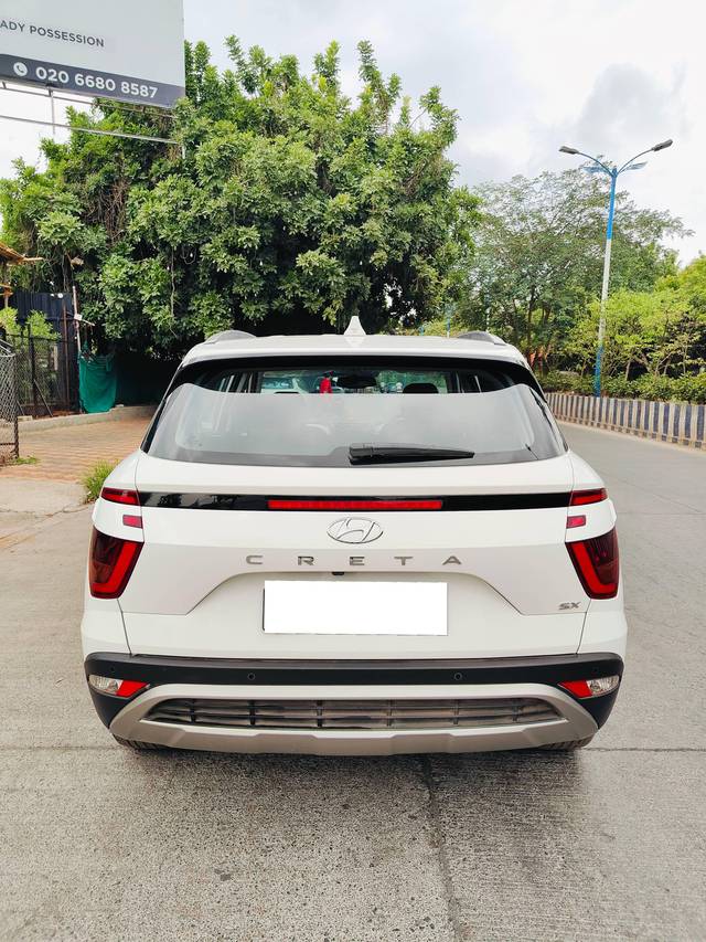 https://images10.gaadi.com/usedcar_image/4522760/original/processed_273abce717203a96c71f15b554ce31c1.jpg?imwidth=6401