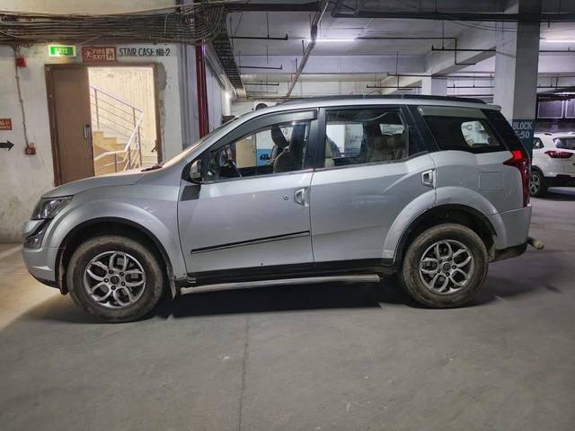 https://images10.gaadi.com/usedcar_image/4522761/original/processed_19a5382d-6a22-4789-b31d-062fa64a53a0.jpg?imwidth=6402
