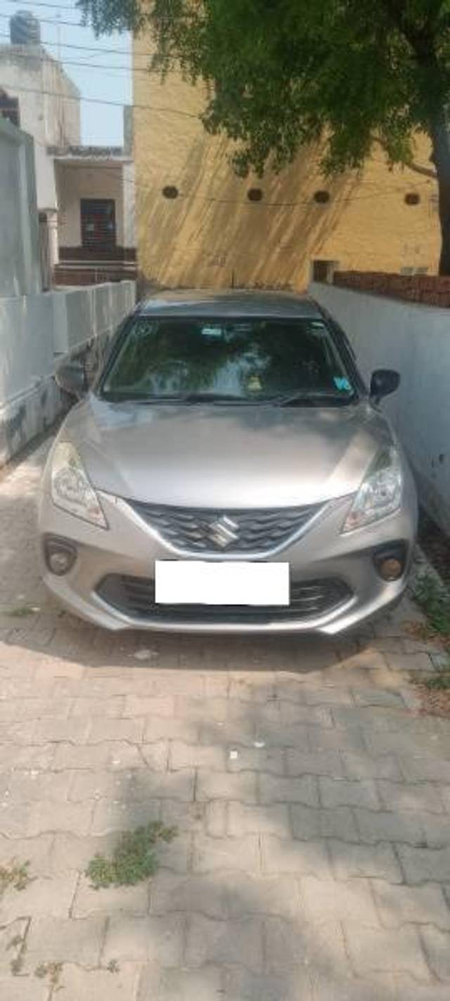 https://images10.gaadi.com/usedcar_image/4522763/original/processed_6c69a114-0e52-4cda-adca-c25dbb3fbdc4.jpg?imwidth=6400