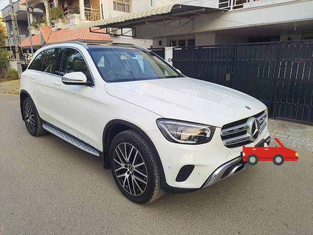 https://images10.gaadi.com/usedcar_image/4522767/original/0510acfd6b0a58ff7e64dc035b37ec44.jpg?imwidth=6400