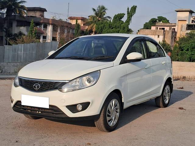 https://images10.gaadi.com/usedcar_image/4522803/original/processed_3c0ea703e3bd4fabf4545f7a0e5dbbe3.jpg?imwidth=6400
