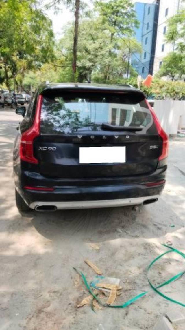 https://images10.gaadi.com/usedcar_image/4522809/original/processed_0277fb67-a122-4dbf-9580-57eb587d72e1.jpeg?imwidth=6402