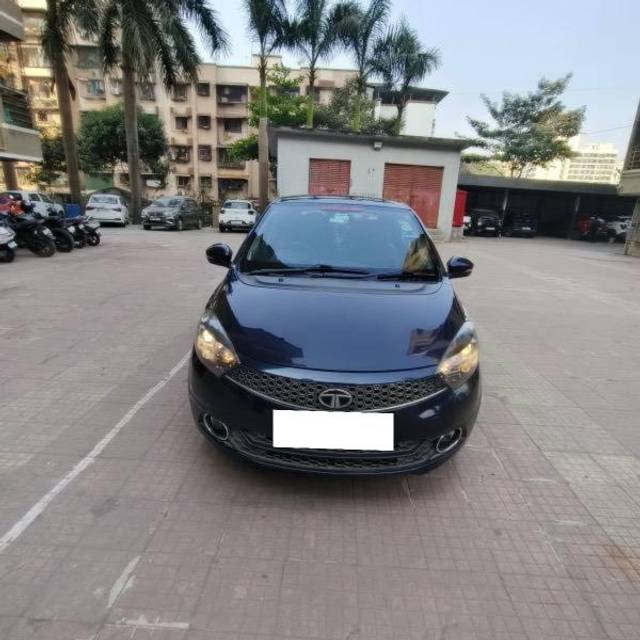 https://images10.gaadi.com/usedcar_image/4522824/original/processed_abaf3a97-9780-412c-98db-15d2aaecef2c.jpeg?imwidth=6400