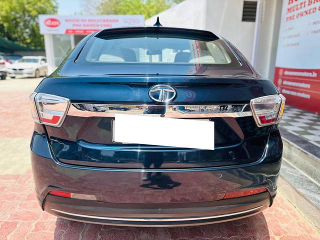 https://images10.gaadi.com/usedcar_image/4522825/original/processed_c62d3c1761972e9c0cd6ff86c13067f3.jpg?imwidth=6401