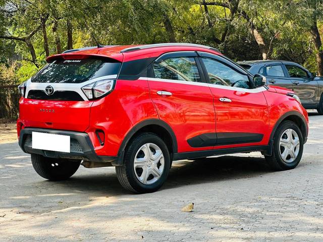 https://images10.gaadi.com/usedcar_image/4522830/original/processed_42a4b5ac8439e5a02e982e5953911aa0.jpg?imwidth=6402
