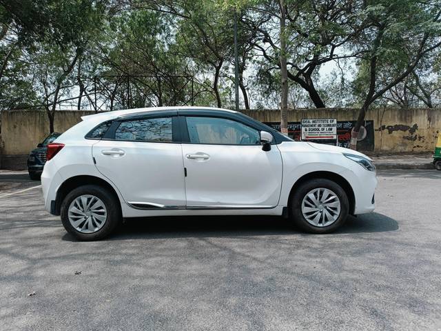https://images10.gaadi.com/usedcar_image/4522837/original/processed_e7f1224e7f30eb2336253f9a6060e4e5.jpg?imwidth=6401