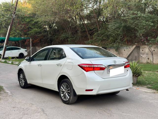 https://images10.gaadi.com/usedcar_image/4522848/original/processed_068f0310f9d23164c58d880ec59e7ed2.jpg?imwidth=6402