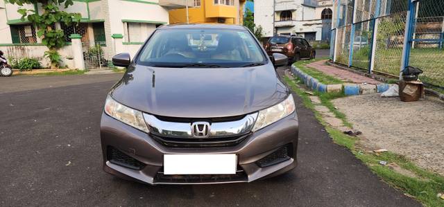 https://images10.gaadi.com/usedcar_image/4522849/original/processed_fca89da213cbacda49ec2d61cf8c2e04.jpg?imwidth=6402