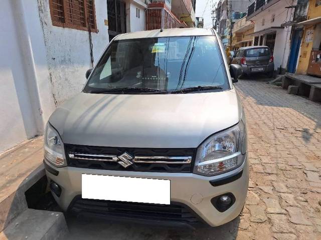 https://images10.gaadi.com/usedcar_image/4522851/original/processed_a82443e3-1d41-4f1f-8375-b03419709a65.jpg?imwidth=6400