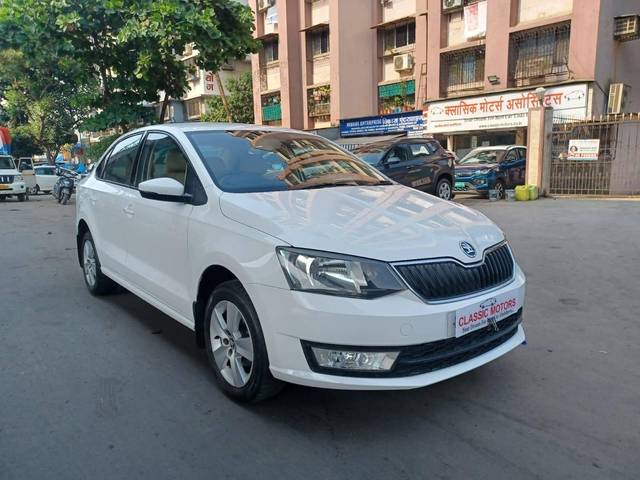 https://images10.gaadi.com/usedcar_image/4522854/original/processed_72a44caf401bfc0e13b9bdcf03141f34.jpeg?imwidth=6400