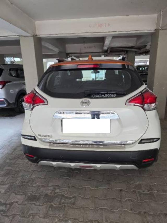 https://images10.gaadi.com/usedcar_image/4522866/original/processed_7fae5592-0664-4a1d-ac58-f6cbadf2f2ce.jpg?imwidth=6401