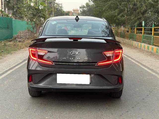 https://images10.gaadi.com/usedcar_image/4522869/original/processed_8ece01545659b2d68831596069c1e9b8.jpg?imwidth=6401