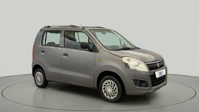 https://images10.gaadi.com/usedcar_image/4522876/original/4d4456f1a24bd72b52c81009d7bc665e.jpg?imwidth=6400