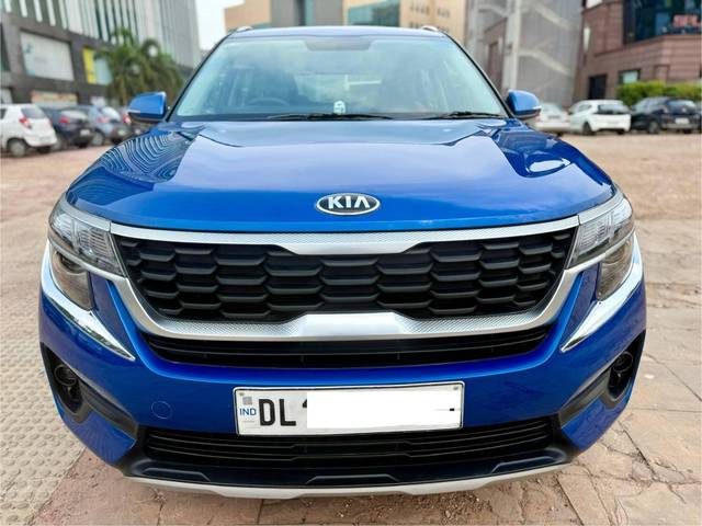 https://images10.gaadi.com/usedcar_image/4522885/original/processed_d8fa253aea947a9da03c49d10b0a16eb.jpg?imwidth=6400