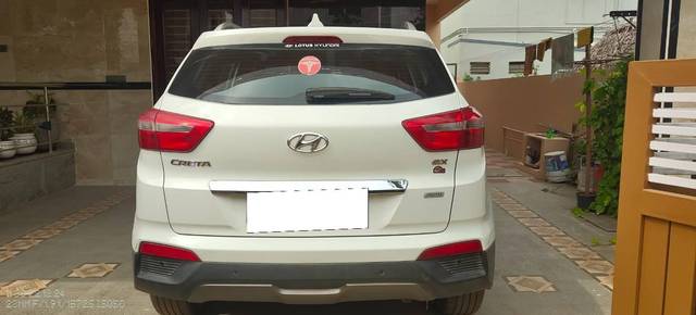 https://images10.gaadi.com/usedcar_image/4522892/original/processed_c7f25b12-51fa-4d30-aca3-c73a1637fe9b.jpg?imwidth=6401