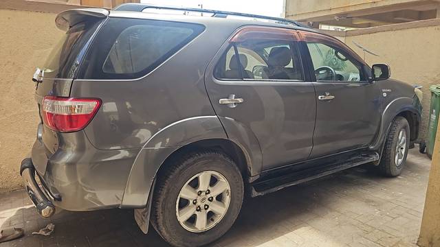 https://images10.gaadi.com/usedcar_image/4522915/original/367bee3e-e832-4055-bc0d-5a4205b6efaa.jpg?imwidth=6401