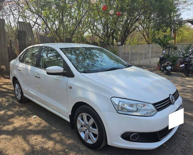 https://images10.gaadi.com/usedcar_image/4522957/original/processed_b53349eea22ec041a8f9cb5abda46b49.jpg?imwidth=6401