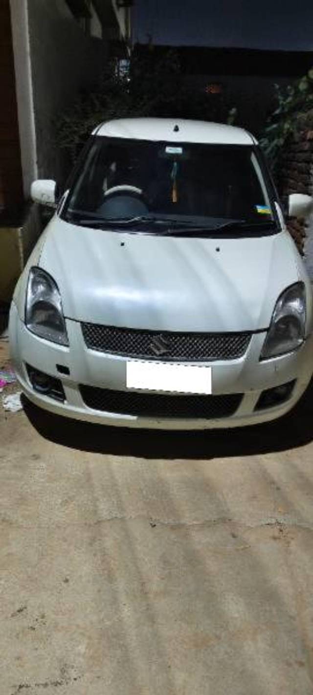 https://images10.gaadi.com/usedcar_image/4522977/original/processed_319f90b4-bdc3-4566-8895-c400a074fb8b.jpg?imwidth=6400