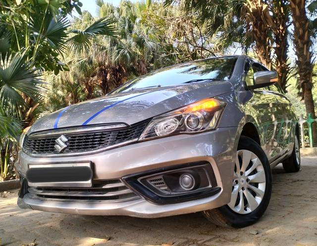 https://images10.gaadi.com/usedcar_image/4522990/original/532c8e953f150162acd39ab1a07c948b.jpg?imwidth=6402