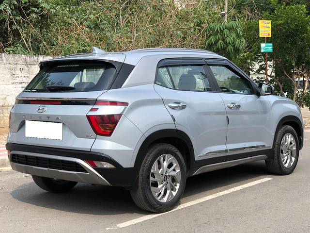 https://images10.gaadi.com/usedcar_image/4522992/original/processed_07a0bec6a1f23efe34b1a3ebe790277f.jpg?imwidth=6402