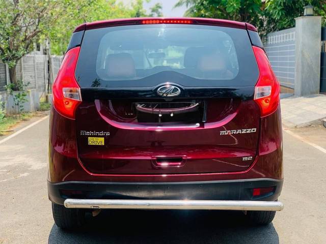 https://images10.gaadi.com/usedcar_image/4522997/original/processed_274ca842f4a2e67b7e6bf08907a2683b.jpg?imwidth=6402